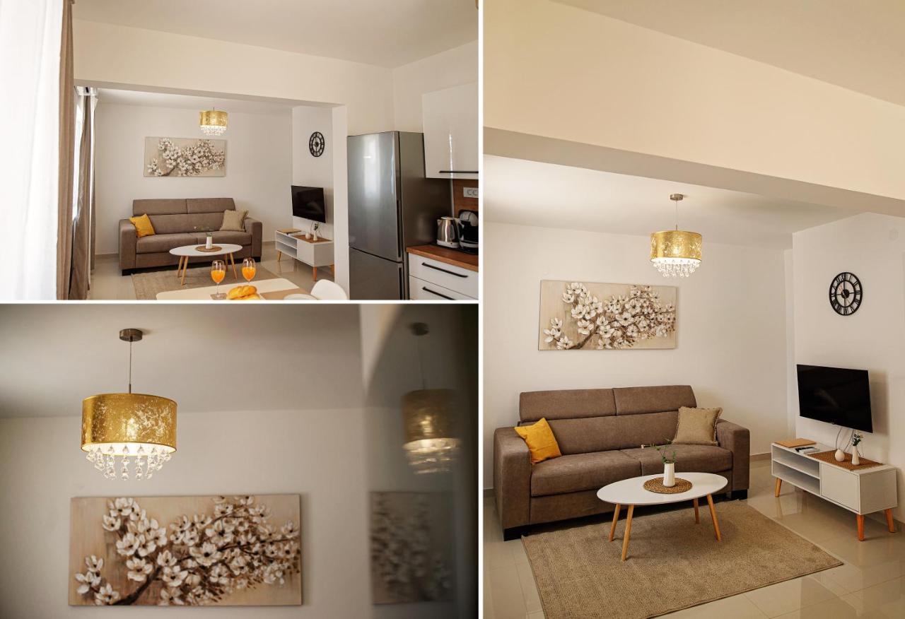 Sea Front Apartments Ivana Рогозница Екстериор снимка